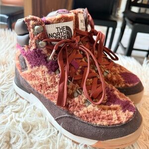 The North Face Women’s Back-To-Berkeley IV High Pile Boots